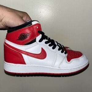 Air Jordan 1 Retro High OG Heritage